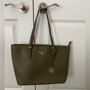 Michael Kors purse